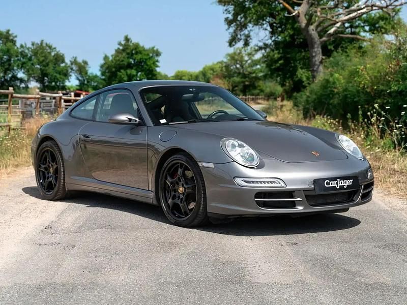 Gris Utilisé 2007 Porsche 911 Carrera 4S Coupé | 49 900 € (Prix juste) - Image 1/4