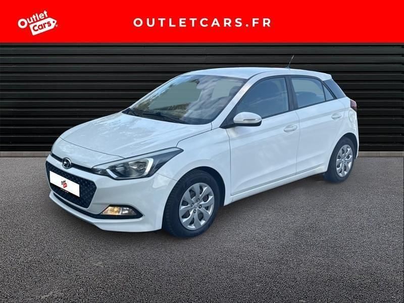 Gris Occasion 2017 Hyundai i20 Berline | 9 390 € (Bon prix) - Image 1/4