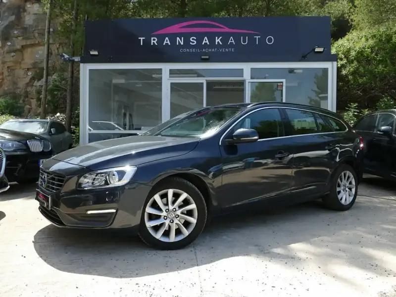 Gris Utilisé 2014 Volvo V60 Momentum Break | 10 990 € - Image 1/4