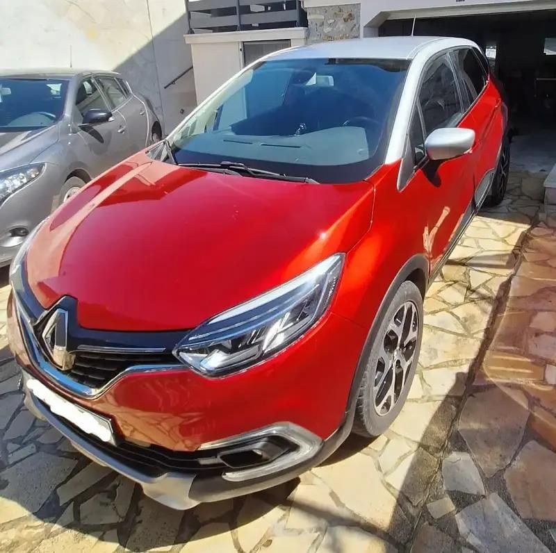 Utilisé 2018 Renault Captur Intens SUV | 9 000 € (Super prix) - Image 1/4