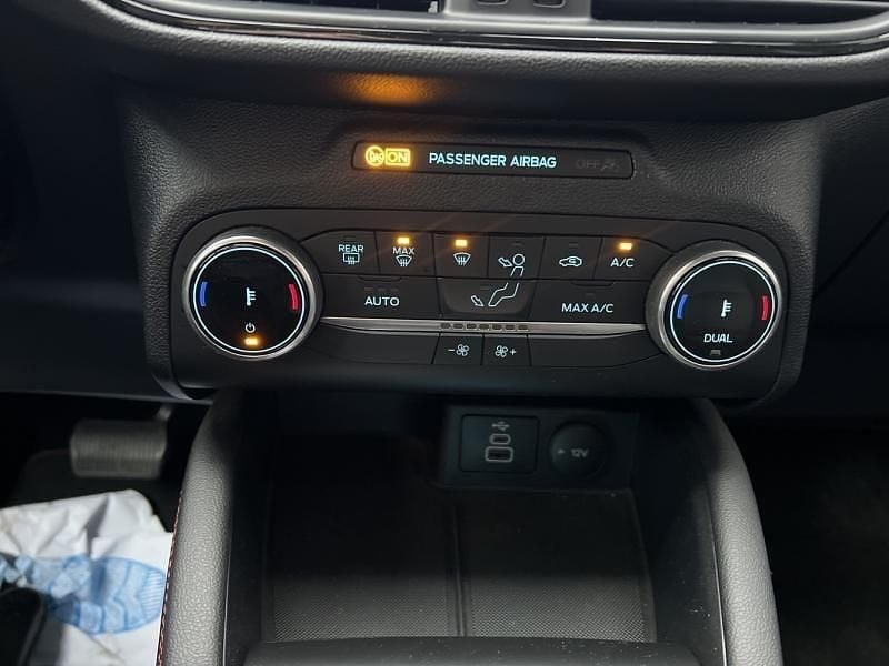 Occasion Ford Kuga ST-Line 152 ch (111 kW) 2023 Bleu azur mã©tallisã©e SUV