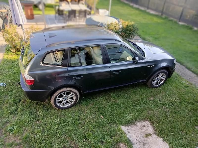 Brun Utilisé 2004 BMW X3 SUV | 6 900 € - Image 1/4
