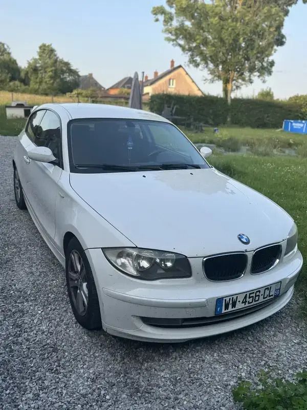 Utilisé 2007 BMW 118 Comfort Edition Citadine | 4 500 € (Bon prix) - Image 1/4