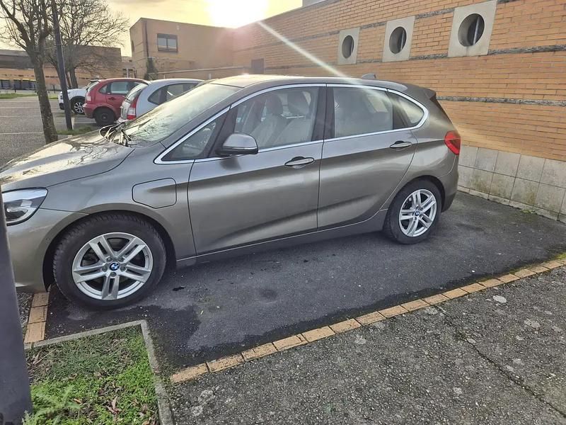 Beige Occasion 2016 BMW 225 Active Tourer iPerformance Monospace | 12 000 € (Prix assez cher) - Image 1/4