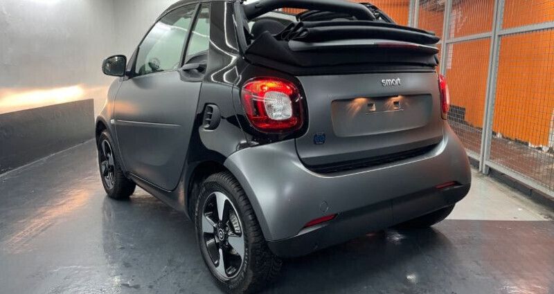 Utilisé 2021 Smart ForTwo Electric Drive Citadine | 12 990 € (Bon prix) - Image 1/4