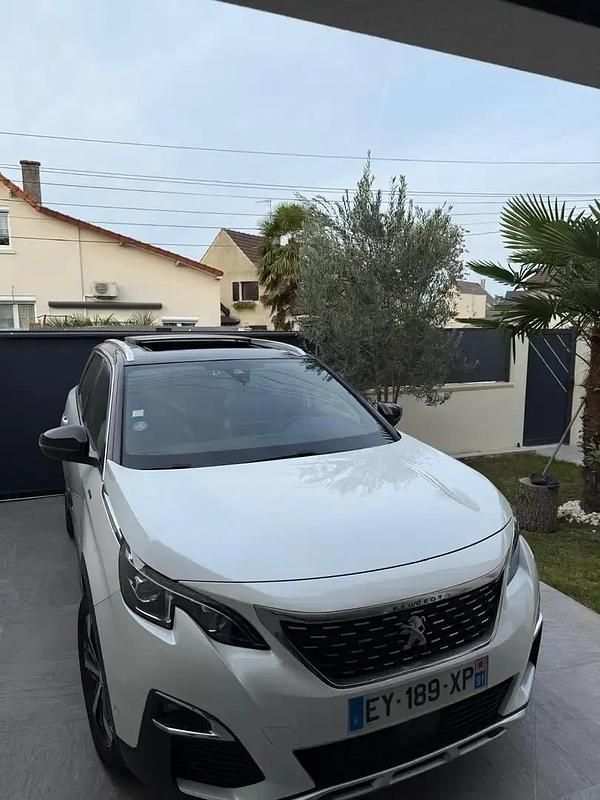 Blanc Occasion 2018 Peugeot 5008 S Monospace | 21 000 € (Super prix) - Image 1/4