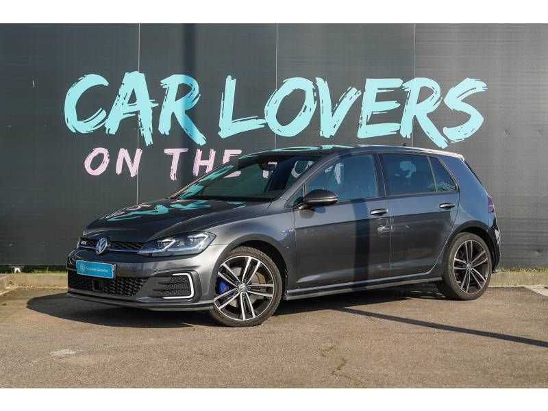 Gris Utilisé 2020 VW Golf VIII GTE Berline | 23 690 € (Prix juste) - Image 1/3