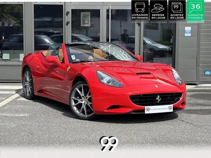 Rouge Utilisé 2011 Ferrari California Cabriolet | 119 990 € - Image 1/4