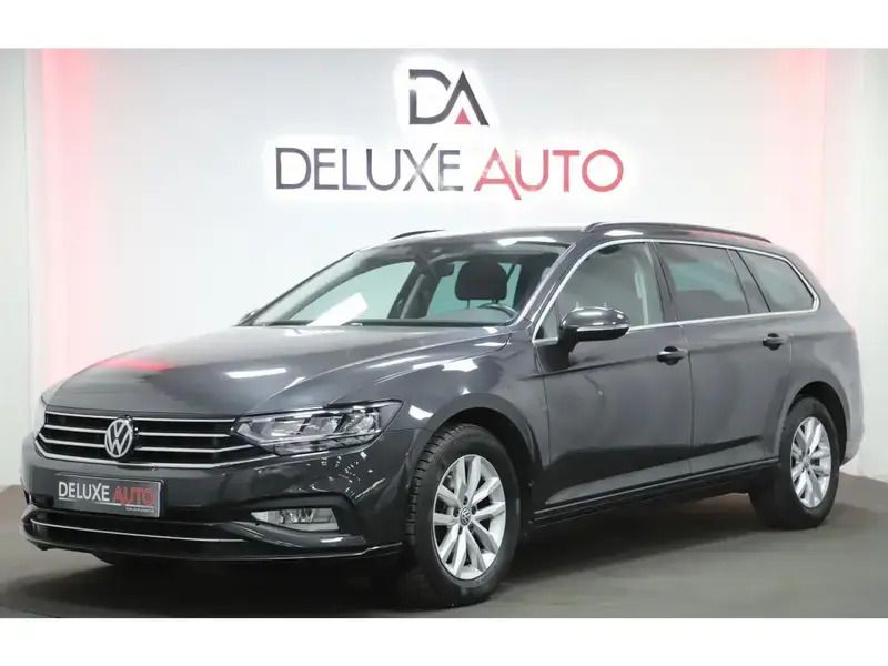 Gris Utilisé 2019 VW Passat Business Break | 23 490 € (Prix juste) - Image 1/4