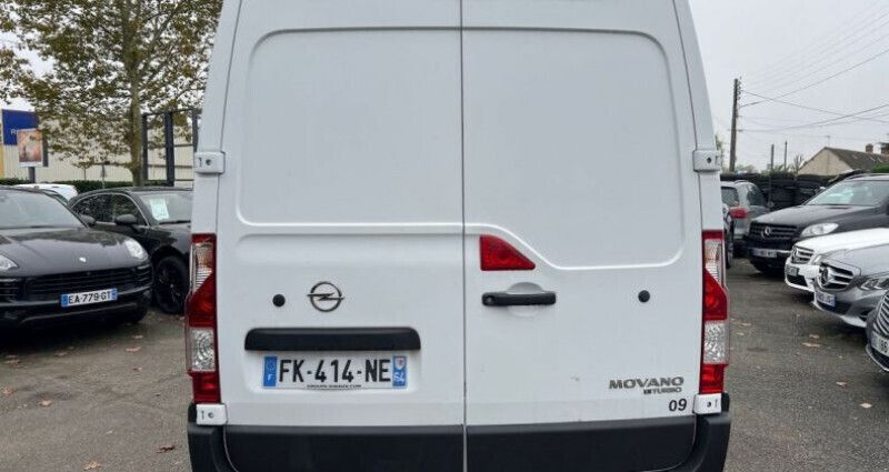 Image 4/4