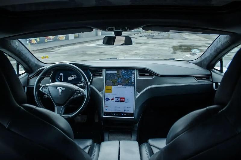 Occasion Tesla Model S 309 kW (421 ch) 2018 Citadine