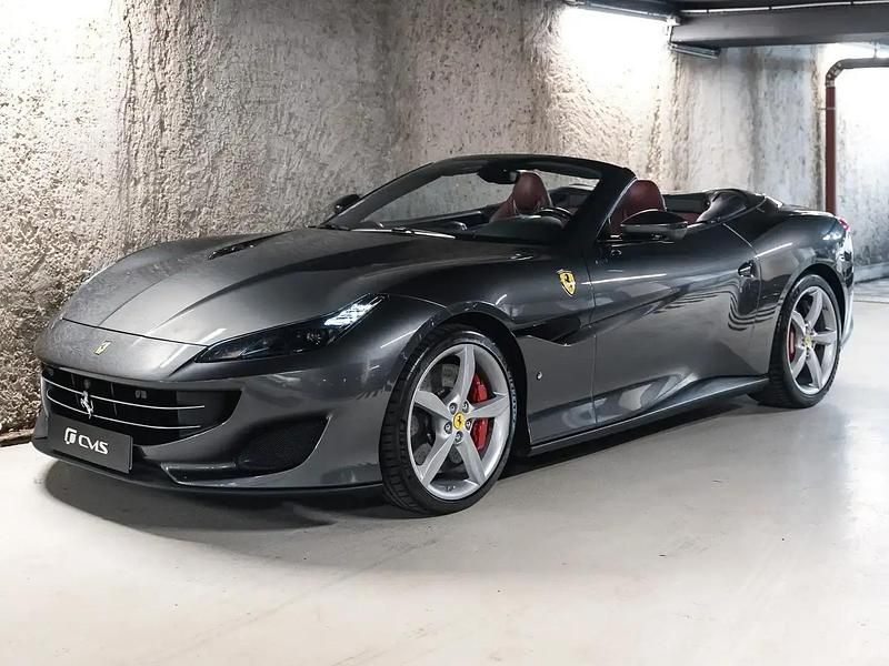 Gris Utilisé 2018 Ferrari Portofino Cabriolet | 207 900 € (Prix juste) - Image 1/4