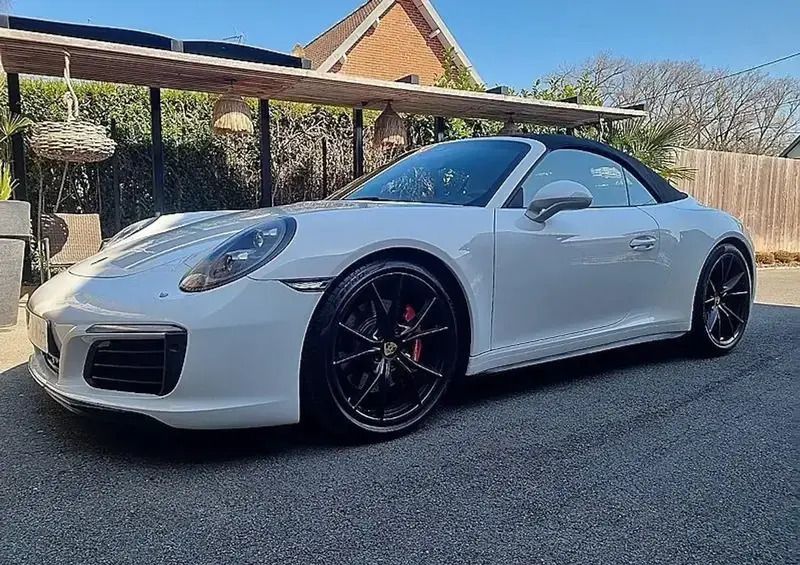 Blanc Utilisé 2016 Porsche 911 Carrera 4S Cabriolet Cabriolet | 107 000 € - Image 1/4