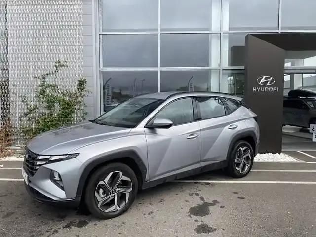 Shimmering silver Utilisé 2025 Hyundai Tucson SUV | 38 490 € (Prix assez cher) - Image 1/4