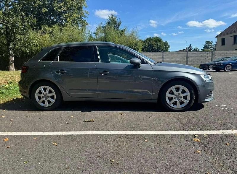 Occasion Audi A3 Ambiente 170 ch (125 kW) 2015 Gris Berline