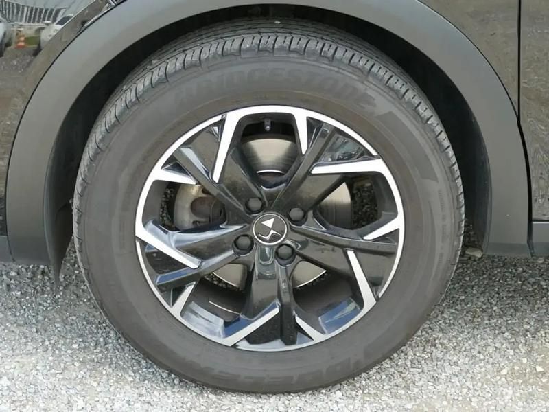Image 2/4