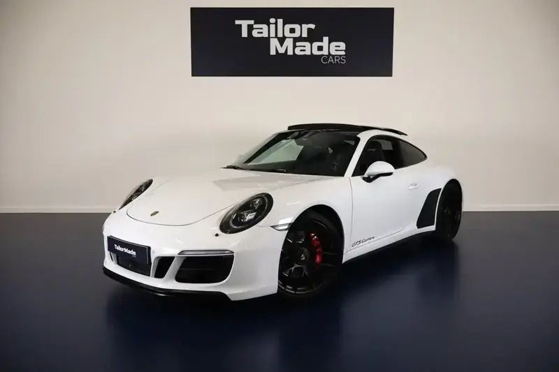 Utilisé 2018 Porsche 911 Carrera 4 GTS Coupé | 124 900 € (Prix juste) - Image 1/4