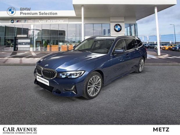 Phytonicblau Utilisé 2022 BMW 330 Luxury Line Break | 42 999 € (Prix juste) - Image 1/4