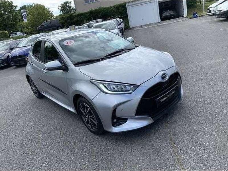 Utilisé 2023 Toyota Yaris Hybrid Design Berline | 20 900 € (Prix juste) - Image 1/1