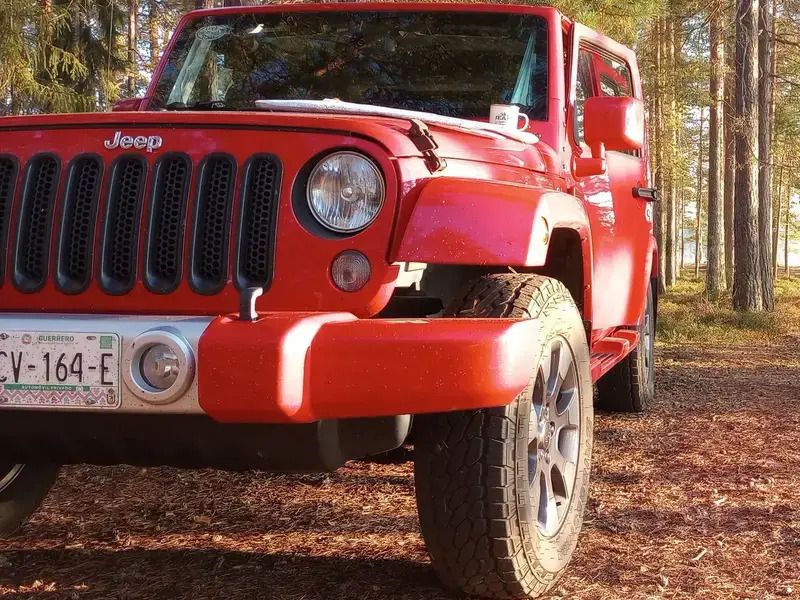 Rouge Utilisé 2014 Jeep Wrangler Sahara SUV | 16 900 € - Image 1/4