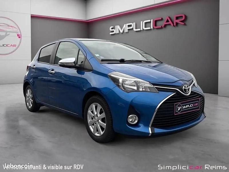 Bleu Occasion 2015 Toyota Yaris Citadine | 8 480 € - Image 1/4