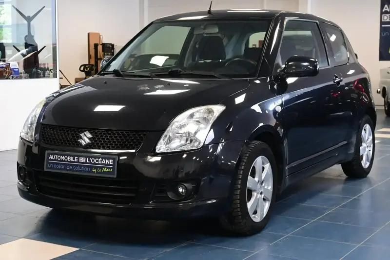 Noir Utilisé 2009 Suzuki Swift GLX Berline | 5 895 € - Image 1/4