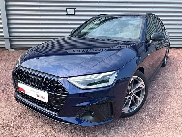 Bleu navarre métallisé Occasion 2024 Audi A4 Competition Break | 39 590 € (Prix juste) - Image 1/4