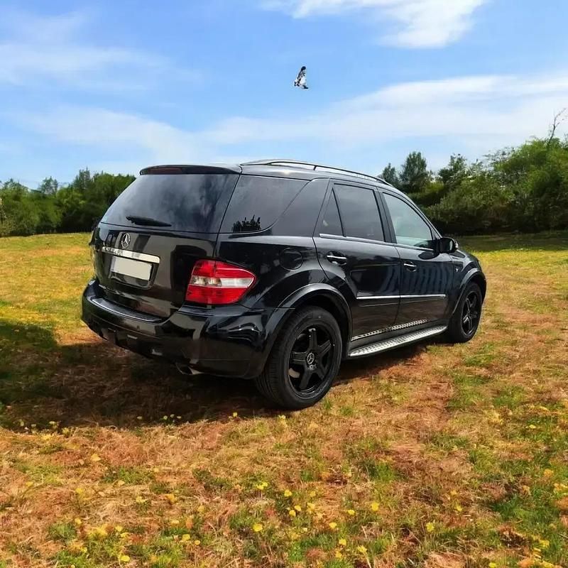 Occasion 2007 Mercedes ML420 AMG SUV | 15 900 € - Image 1/4