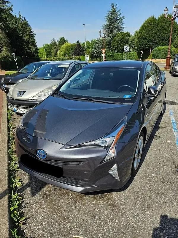 Utilisé 2016 Toyota Prius Comfort Citadine | 10 500 € - Image 1/4