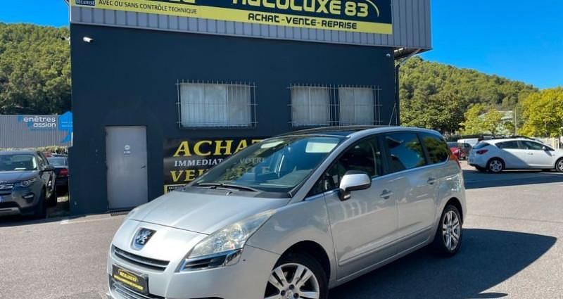 Utilisé 2009 Peugeot 5008 Monospace | 5 990 € (Prix juste) - Image 1/4