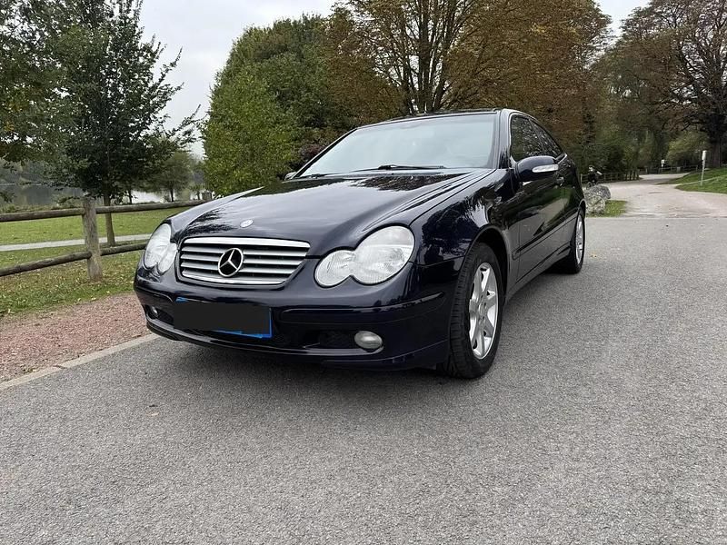 Utilisé 2002 Mercedes C180 Coupé | 3 990 € - Image 1/4