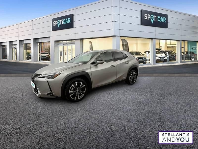 Utilisé 2021 Lexus UX SUV | 23 590 € (Prix juste) - Image 1/4