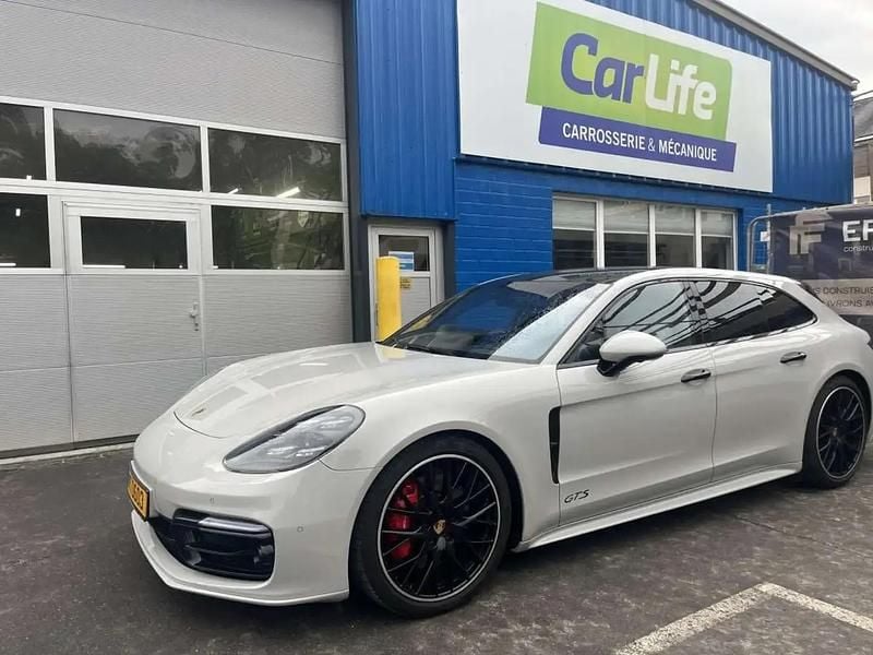 Noir Utilisé 2018 Porsche Panamera Berline | 63 900 € (Prix juste) - Image 1/4