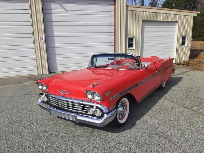 Rouge Occasion 1959 Chevrolet Bel Air Cabriolet | 40 000 € - Image 1/4