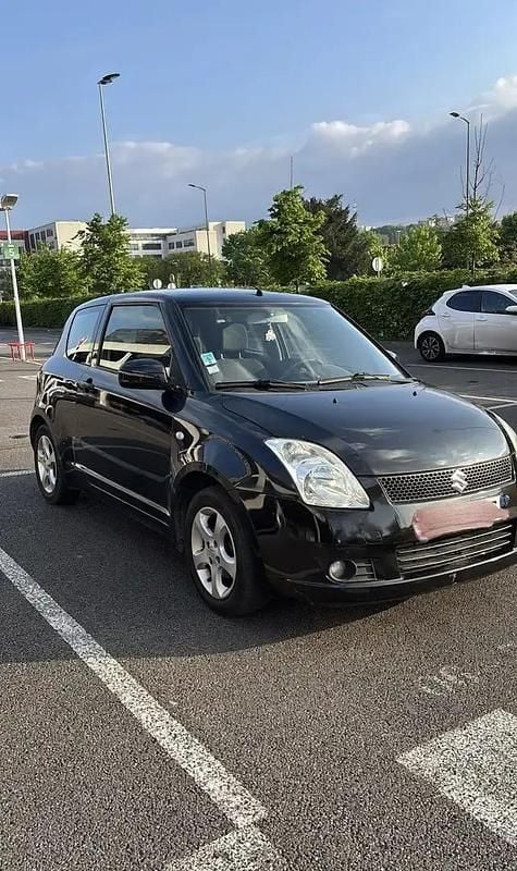 Utilisé 2007 Suzuki Swift GLX Berline | 3 999 € - Image 1/4