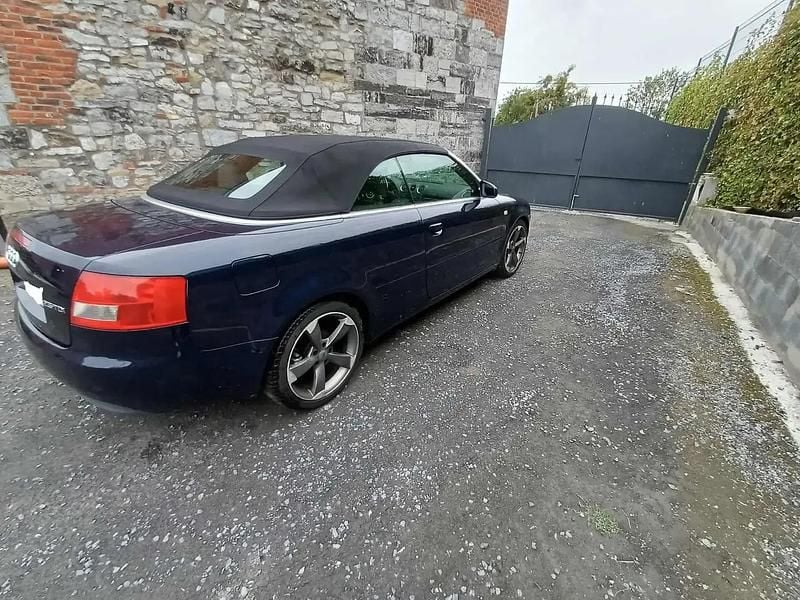 Bleu Utilisé 2004 Audi A4 Cabriolet Cabriolet | 3 000 € - Image 1/4