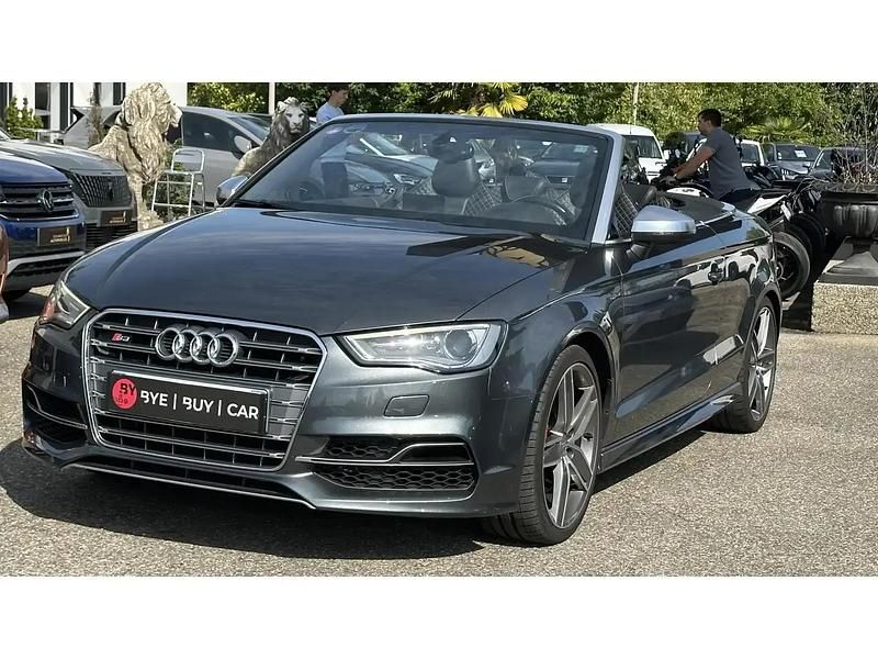 Gris Occasion 2015 Audi Cabriolet Cabriolet | 23 990 € - Image 1/4