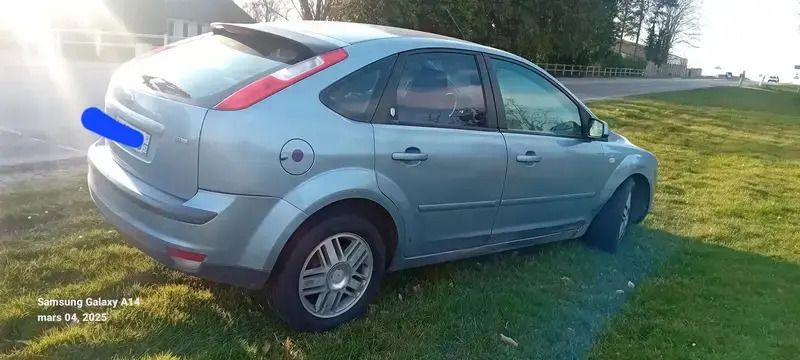 Utilisé 2005 Ford Focus Ghia Berline | 1 500 € - Image 1/4