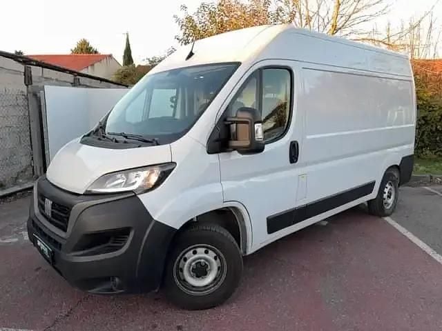 Occasion Fiat Ducato S 140 ch (102 kW) 2023 Blanc fonce Van