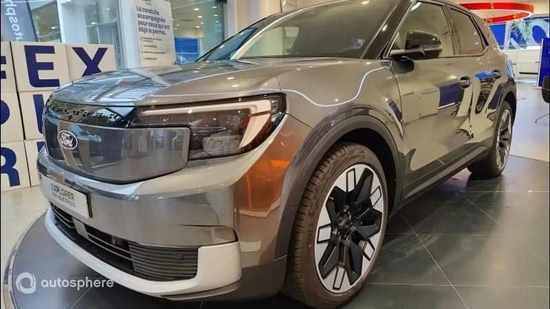 Gris Utilisé 2024 Ford Explorer Extended Range SUV | 40 999 € - Image 1/4