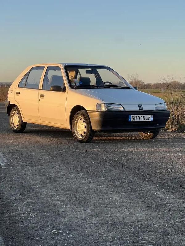 Occasion 1992 Peugeot 106 Citadine | 3 800 € - Image 1/4
