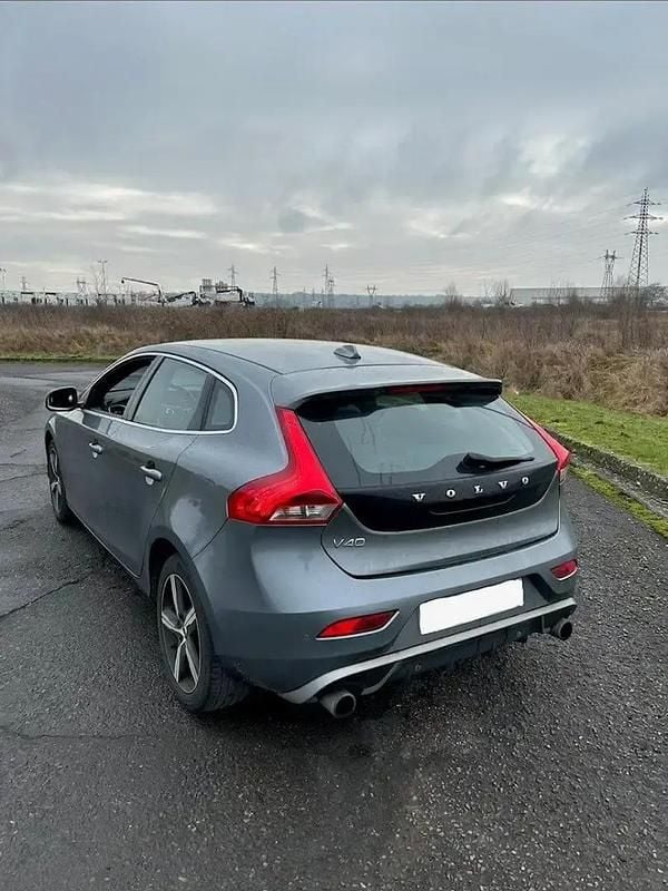 Occasion Volvo V40 R-Design 152 ch (111 kW) 2017 Gris Break