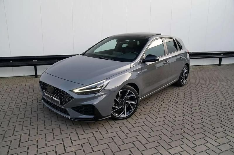 Gris Utilisé 2023 Hyundai i30 N Line Berline | 25 995 € (Prix assez cher) - Image 1/4