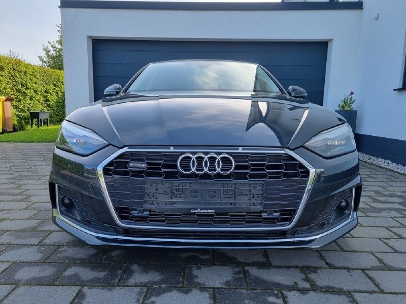 Noir Utilisé 2020 Audi A5 Sport Coupé | 25 000 € - Image 1/1