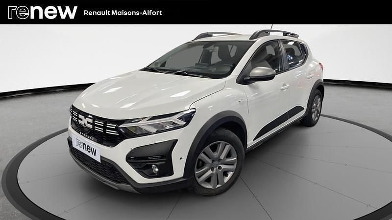 Blanc Utilisé 2023 Dacia Sandero Expression Citadine | 15 900 € (Prix assez cher) - Image 1/4