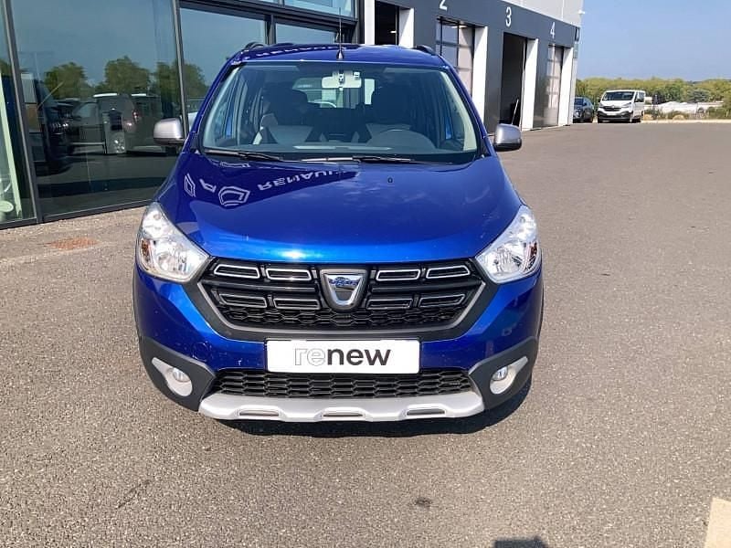 Utilisé 2021 Dacia Lodgy Stepway Monospace | 15 989 € (Prix juste) - Image 1/4
