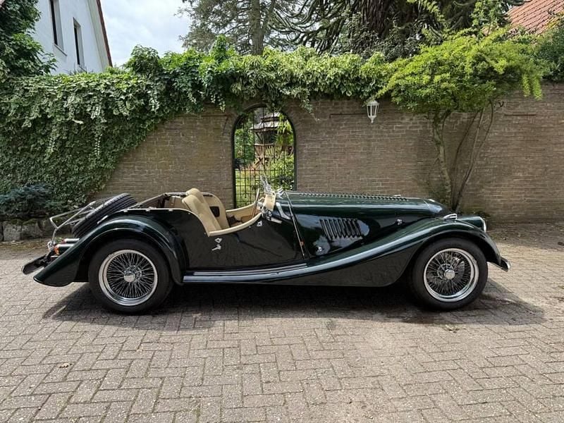 Vert Utilisé 1994 Morgan Plus 8 Cabriolet | 58 000 € - Image 1/4