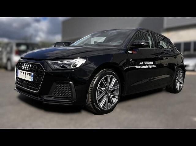 Noir mythe métallisé gris manhattan métallisé Utilisé 2025 Audi A1 Sportback Design Citadine | 30 900 € (Prix cher) - Image 1/3