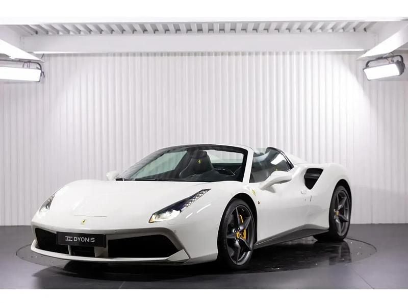 Blanc Occasion 2019 Ferrari 488 Cabriolet | 239 990 € (Prix juste) - Image 1/4
