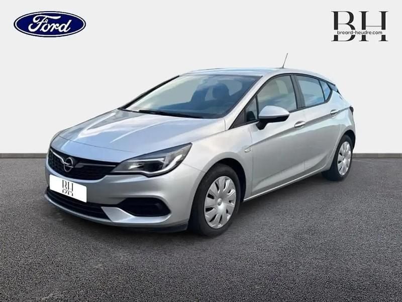 Gris Occasion 2020 Opel Astra Berline | 12 980 € (Bon prix) - Image 1/4